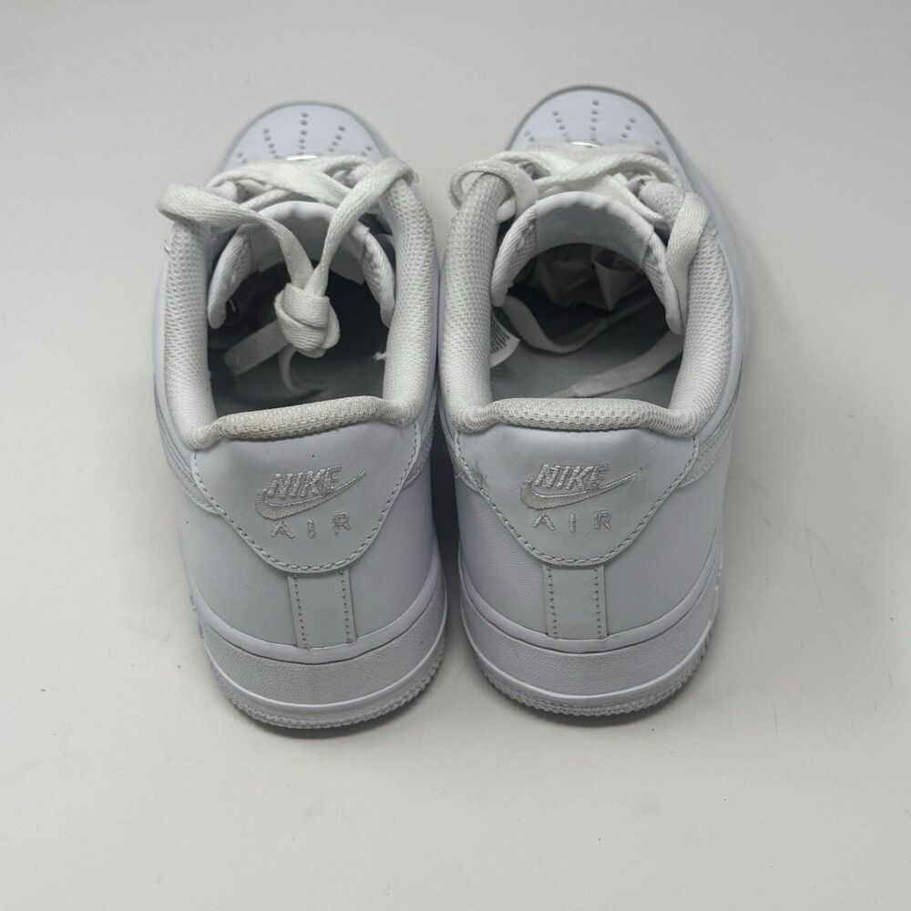 Nike Air Force 1 '07 Low Womens 9 Triple White Leather Athletic Shoes Sneakers - Picture 11 of 16